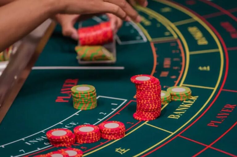 What is Baccarat? A Guide to Playing Baccarat at Fun88 Casino
